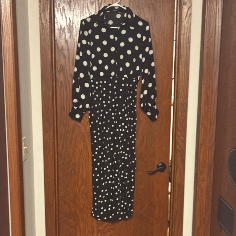 Nasty Gal Black and White Long Sleeve Sheath Dress